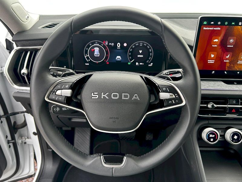 Škoda Kodiaq (2025) 2.0 TDI 142kW 4x4 DSG Exclusiv - fotka 7 z 35