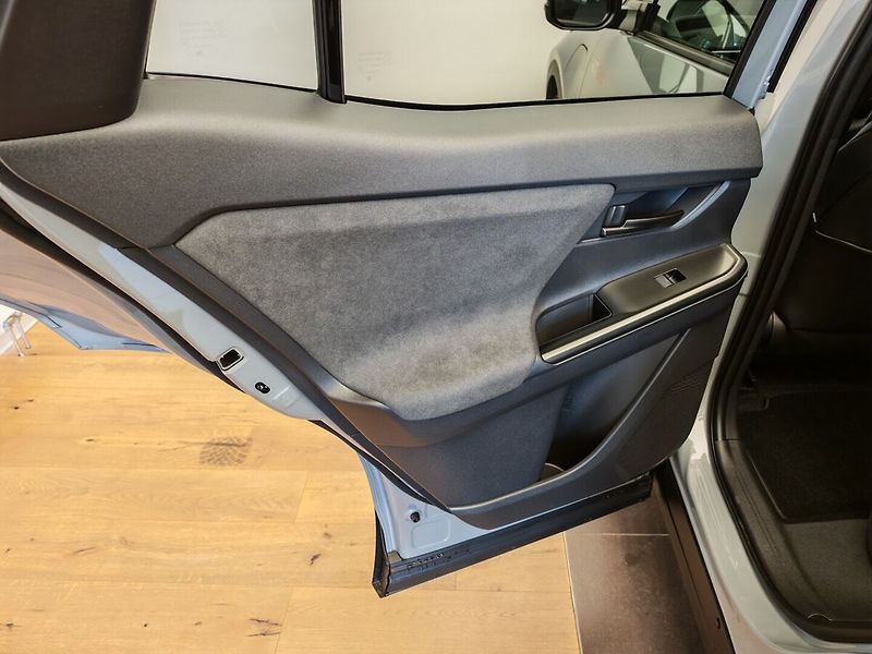 Toyota C-HR BEV  77 kWh Style Dynamic - fotka 27 z 41