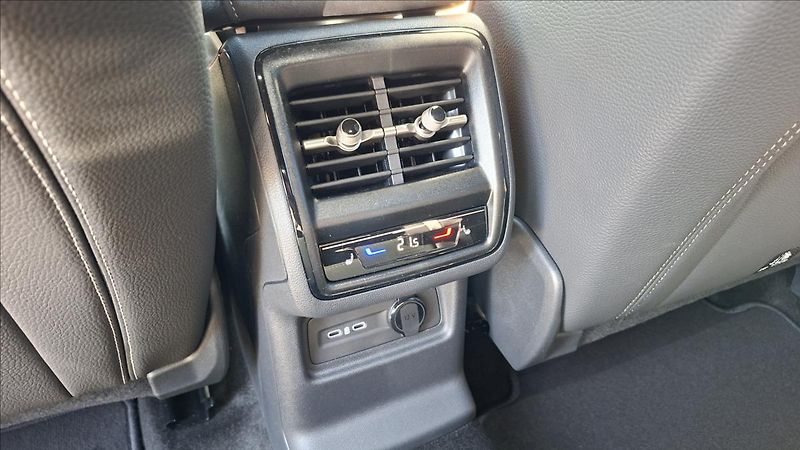 Škoda Kodiaq 2,0 TDi 142 Kw 4x4 Sportline - fotka 15 z 27