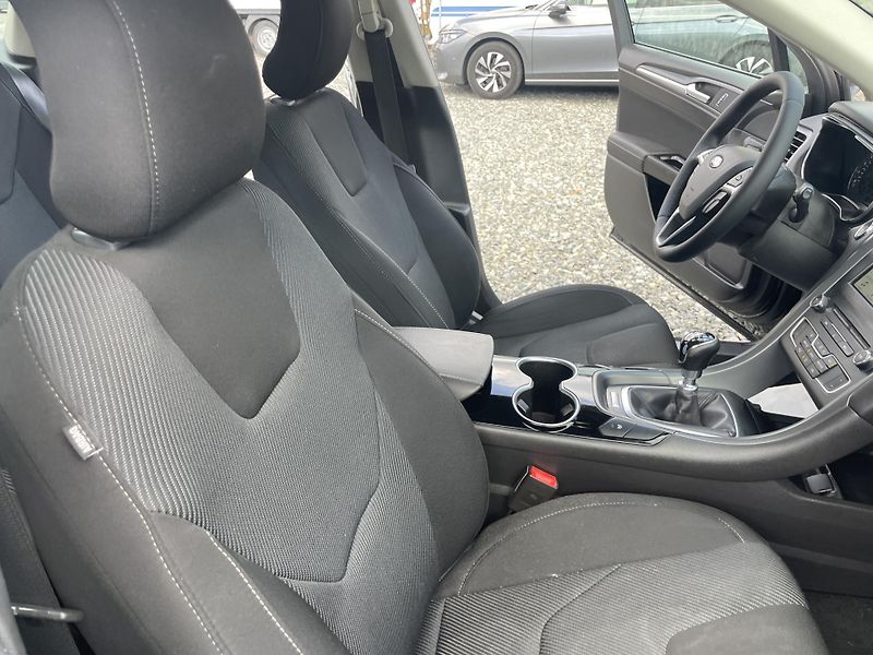 Ford Mondeo 2.0TDCi 150PS MANUAL COMBI STK - fotka 129 z 154