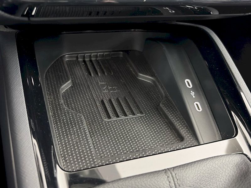 Škoda Kamiq (2025) DSG 1.5TSI 110kW Top Selection - fotka 23 z 31