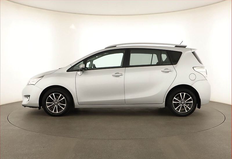 Toyota Verso (2014) 1.6 D-4D, Tempomat - fotka 3 z 14