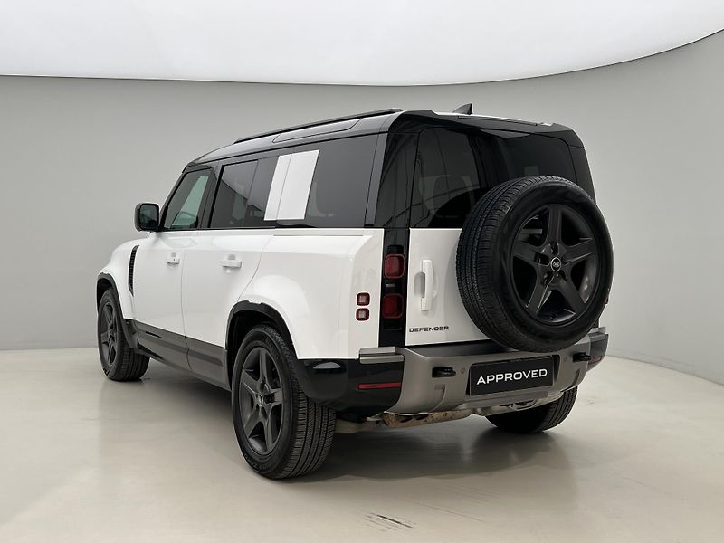 Land Rover Defender 110 D250 X-DYNAMIC SE 1. maj.  - fotka 10 z 47