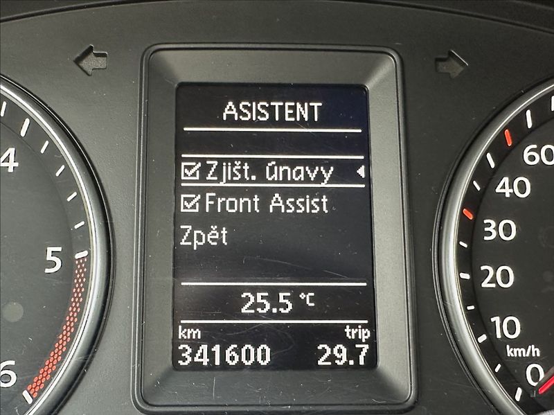 Volkswagen Caddy 2,0 TDI 122PS  Trendline 4x4 - fotka 33 z 47
