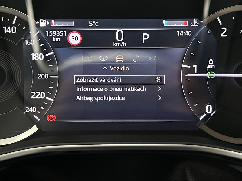 Jaguar F-Pace D200 S AWD AUT CZ 1.maj. - fotka 28 z 42