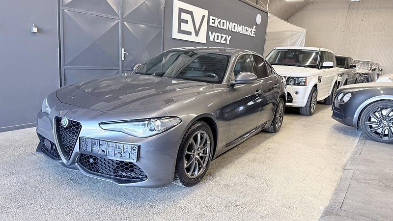 Alfa Romeo Giulia (2023) 2.2D,SPRINT,AT8,ZÁRUKA - fotka 9 z 56