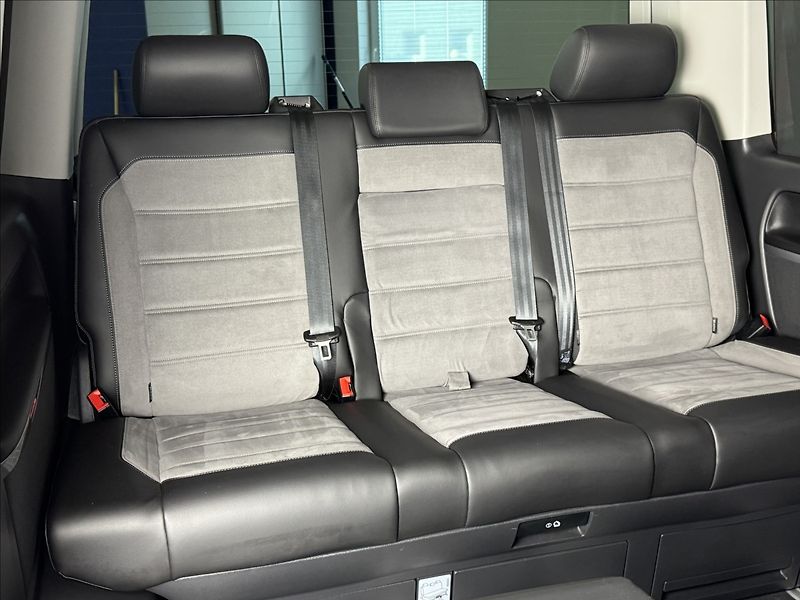 Volkswagen Multivan 2,0 TDi  DSG 4x4 BULLI Webasto - fotka 13 z 41