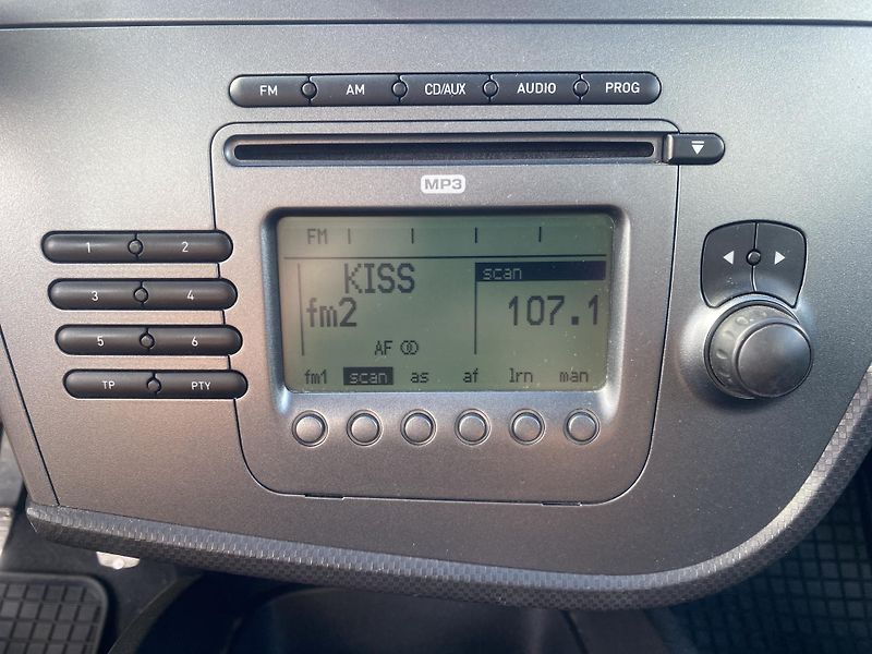 Seat Leon (2007) 2.0TFSi FR,147kW,TEMP,KLIMA!! - fotka 22 z 40