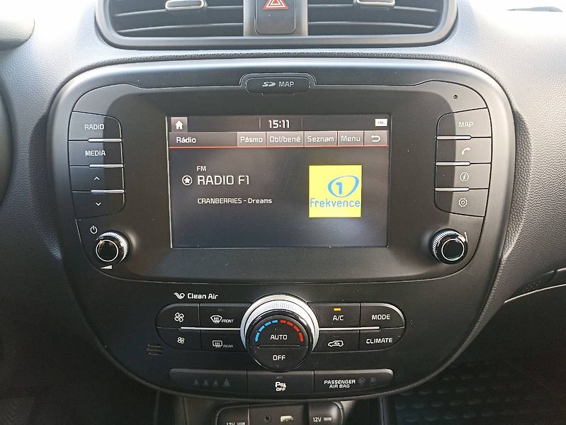 Kia Soul (2017) 1.6 GDI 97kW tažné servis.knih - fotka 19 z 31