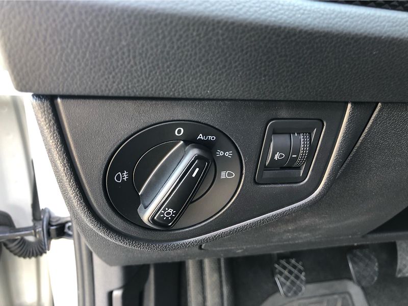 Volkswagen Taigo 1,0 TSI - fotka 16 z 29
