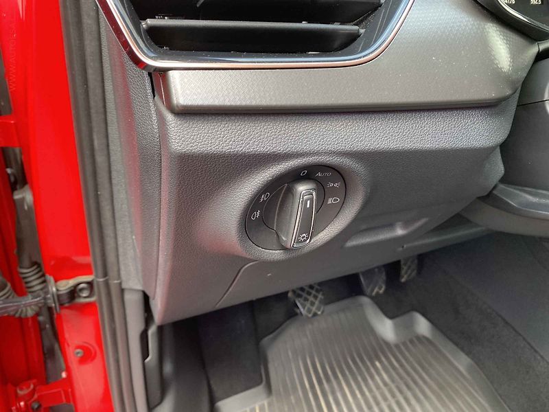Škoda Scala (2023) 1.5 TSi, 1.maj,ČR, Style - fotka 15 z 19