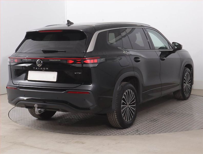Volkswagen Tayron (2025) 1.5 eTSI - fotka 5 z 16