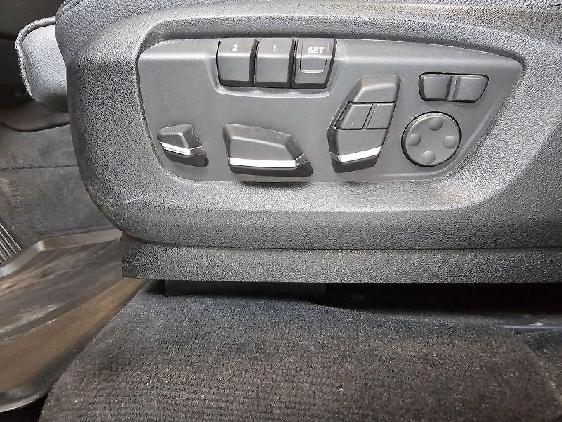 BMW X5 xDrive30d - fotka 11 z 23