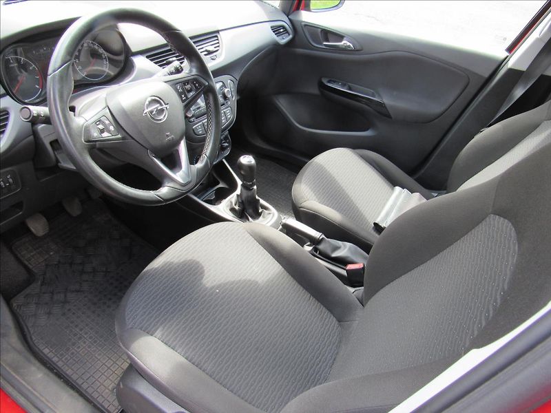 Opel Corsa 1,2 i 51kW - fotka 9 z 29