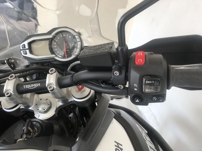 Triumph Tiger 800 XC XCX ABS - fotka 13 z 23