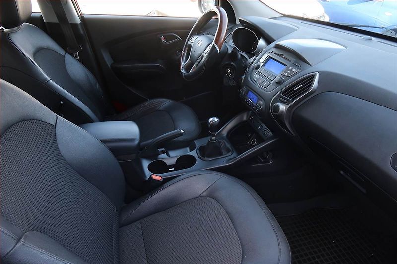 Hyundai ix35 (2014) 1.7 CRDi, Serv.kniha, Tempomat - fotka 9 z 16