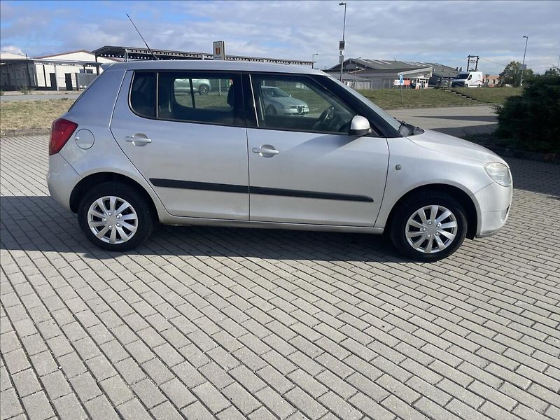 Škoda Fabia 1,4 i 16V Klima ESP serviska, - fotka 5 z 34