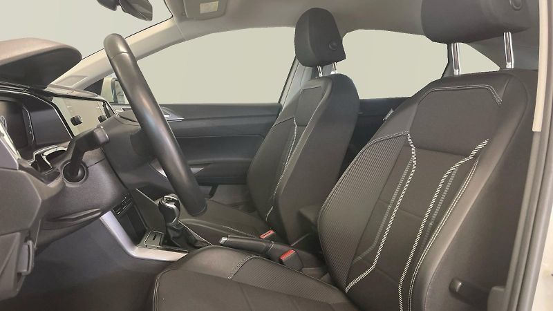 Volkswagen Taigo (2022) Style 1,0TSI 81kW - fotka 11 z 25