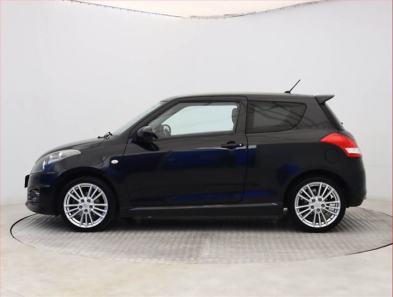 Suzuki Swift (2016) 1.6 Sport, Tempomat - fotka 3 z 16