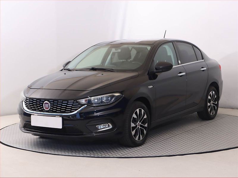 Fiat Tipo (2020) 1.4 16V, Serv.kniha, Navi - fotka 2 z 20