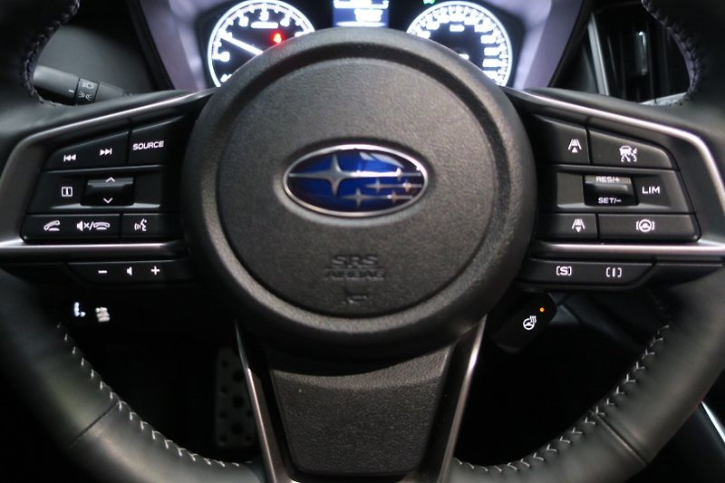 Subaru Outback (2025) 2.5i AWD Touring - fotka 18 z 29