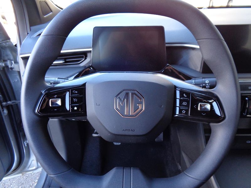 MG MG3 (2026) 1,5 85 kW Excite - fotka 11 z 23