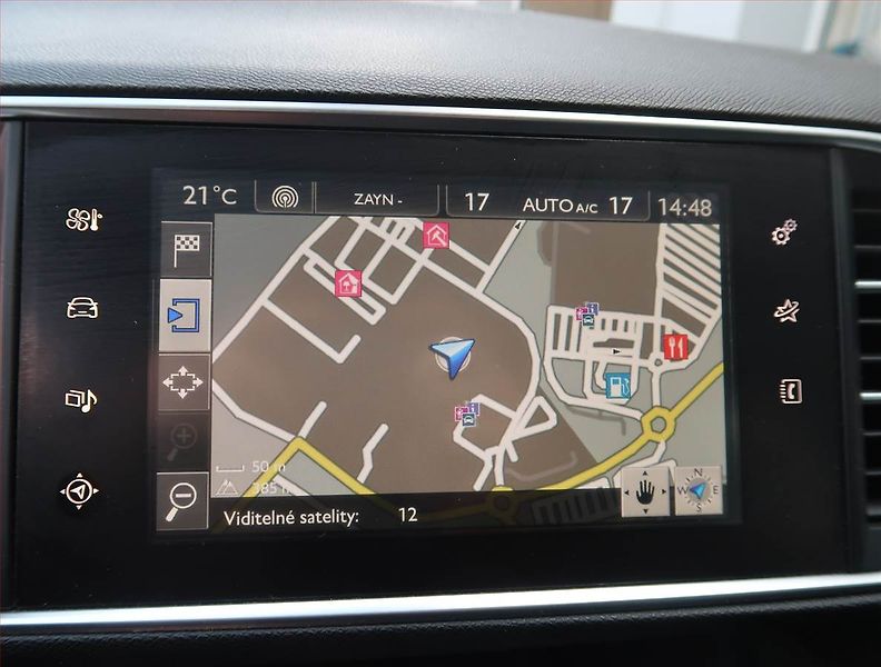 Peugeot 308 (2017) 1.2 PureTech, Navi, Tempomat - fotka 13 z 21
