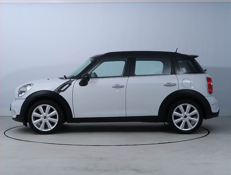 Mini Countryman (2014) Cooper S, Kůže, Bi-Xenony - fotka 3 z 15