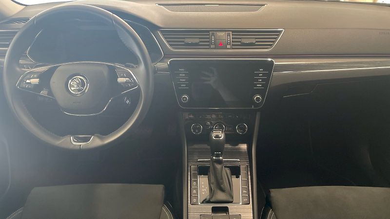 Škoda Superb (2024) Style 2.0TSI 140kW  DSG - fotka 5 z 33