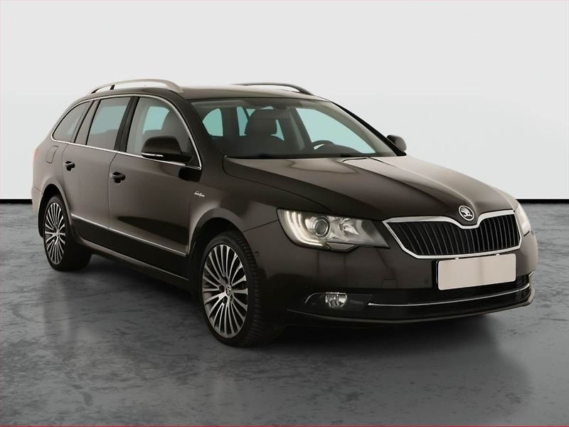 Škoda Superb (2013) Laurin&Klement 2.0 TDI, 4X4 - fotografie inzerátu