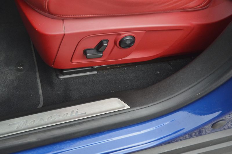 Maserati Levante (2018) 3.0 316kW SQ4 GranSport 106tkm - fotka 24 z 48