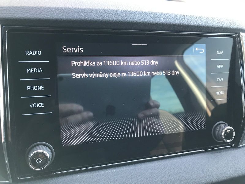 Škoda Karoq (2025) SEL TS 110/1.5 M6F - fotka 12 z 26