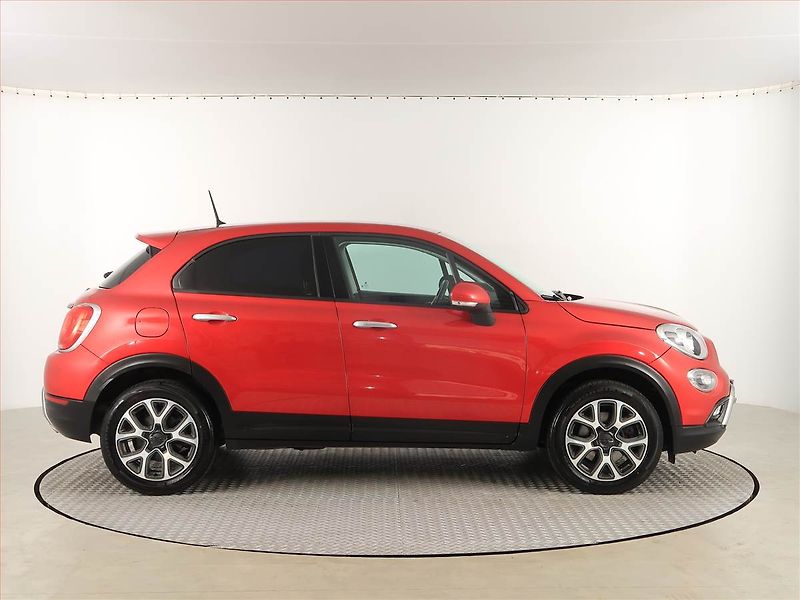 Fiat 500X (2017) 1.4 MultiAir, Automat - fotka 6 z 19