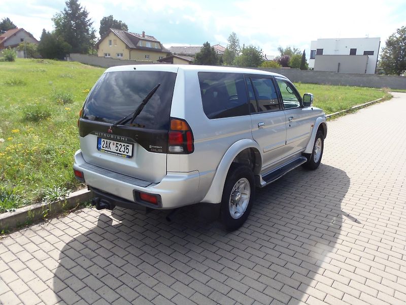 Mitsubishi Pajero Sport (2003) 2.5 TD 4x4 tažné 2.8t NOVÁ STK - fotka 5 z 23