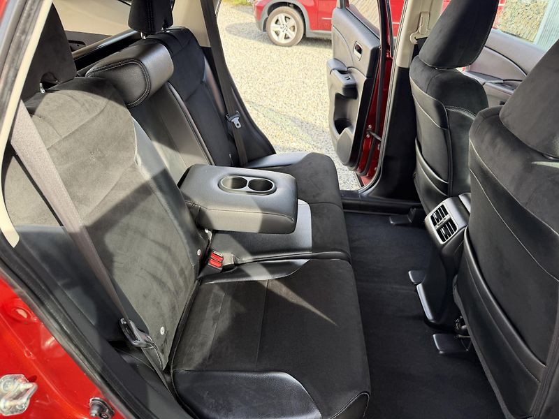 Honda CR-V 1.6CT-Di 4x4 160PS ČR 145TKM!! - fotka 122 z 159
