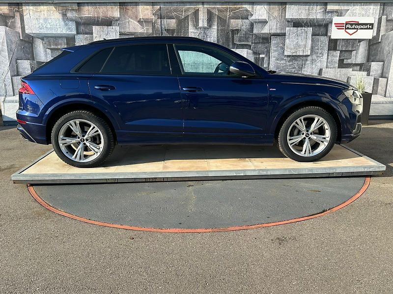 Audi Q8 (2020) 3.0TDi,210KW,mHEV,MATRIX,Sline - fotka 5 z 37