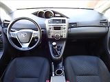 Toyota Verso 2.0 D-4D 7.MÍST - náhled 32