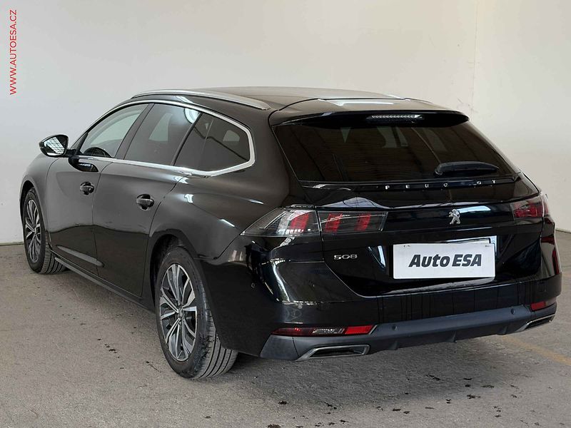 Peugeot 508 (2019) 1.5 HDi, Allure, AT, navi, AC - fotka 6 z 17