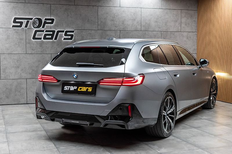 BMW Řada 5 540d xDrive ///M*HK*ČR*ZÁRUKA - fotka 6 z 55