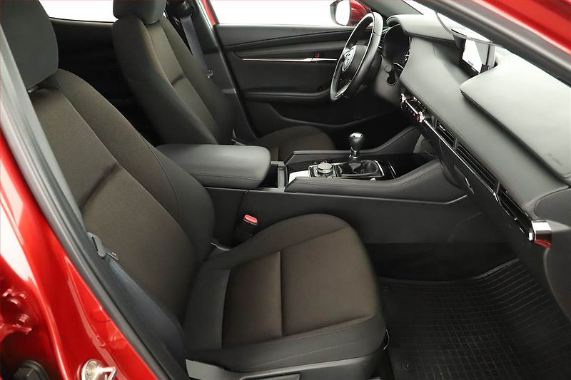 Mazda 3 (2021) 2.0 e-Skyactiv X - fotka 7 z 15