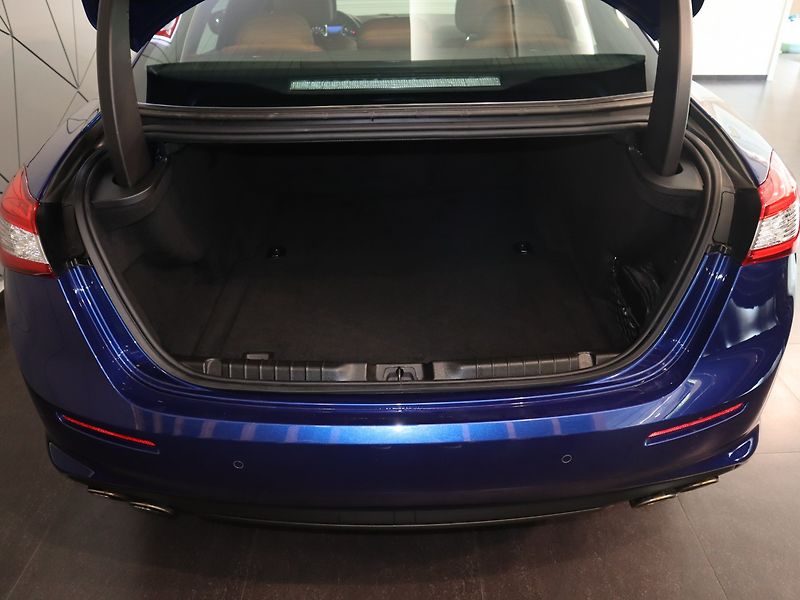 Maserati Ghibli 3.0 V6 202 kW - fotka 7 z 24