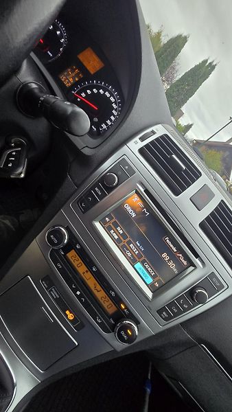 Toyota Avensis 1.8LIFE 1MAJITEL 108KW - fotka 32 z 35