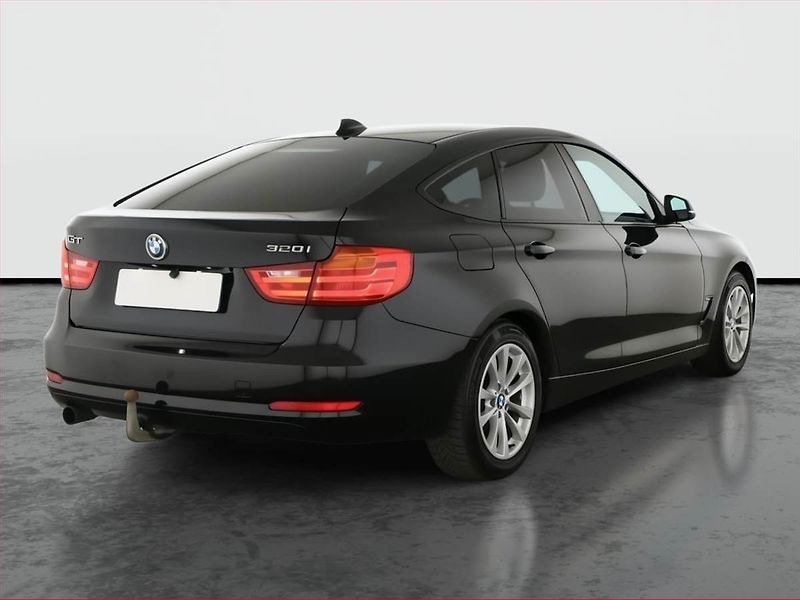 BMW Řada 3 (2013) 320i GT, Automat, Tempomat - fotka 4 z 13