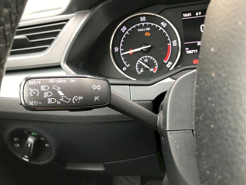 Škoda Superb (2018) GRT AMB TD 110/2.0 A7F - fotka 18 z 26