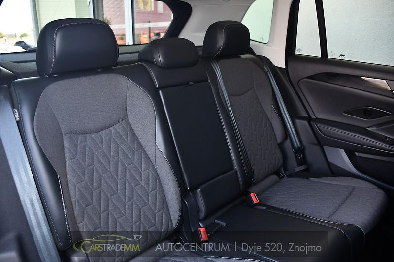 Volkswagen Tiguan 2.0TDi N.TOP 4M ZÁRUKA - fotka 20 z 55