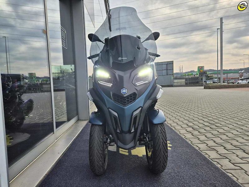 Piaggio MP3 530 Exclusive (2026) E5+ - fotka 9 z 26
