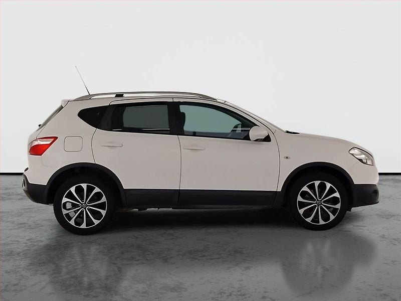 Nissan Qashqai (2012) 1.6, Serv.kniha, Navi - fotka 6 z 21