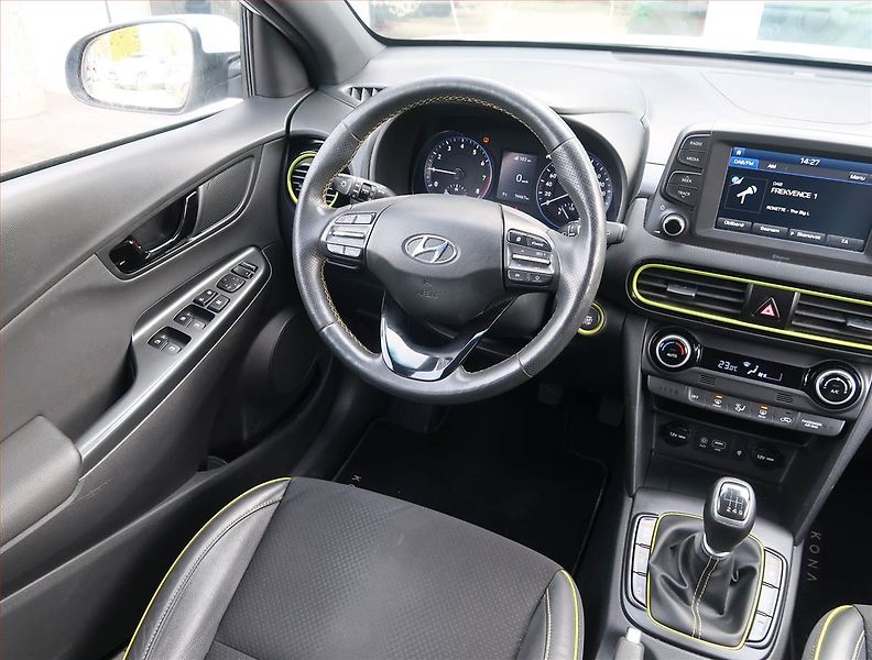 Hyundai Kona (2018) 1.0 T-GDI, Serv.kniha, Kůže - fotka 7 z 17