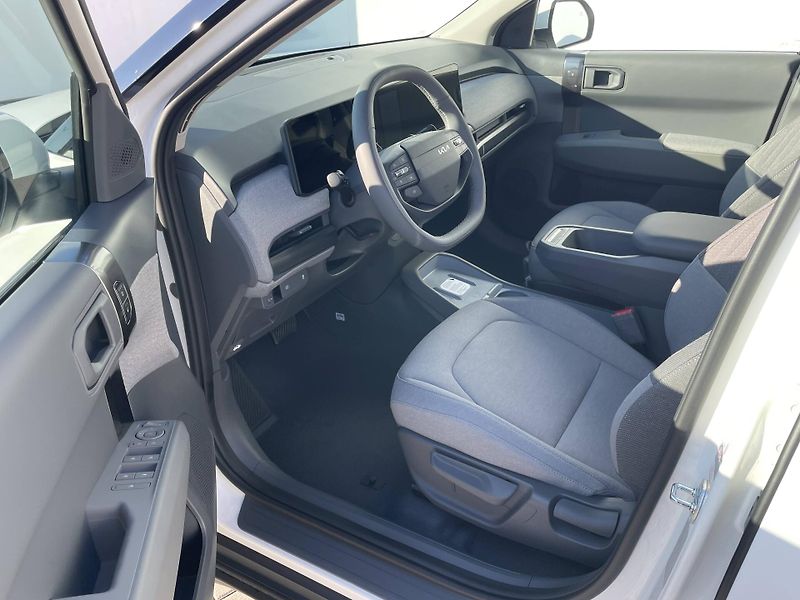 Kia EV3 (2025) EARTH 81,4 kWh - fotka 5 z 6