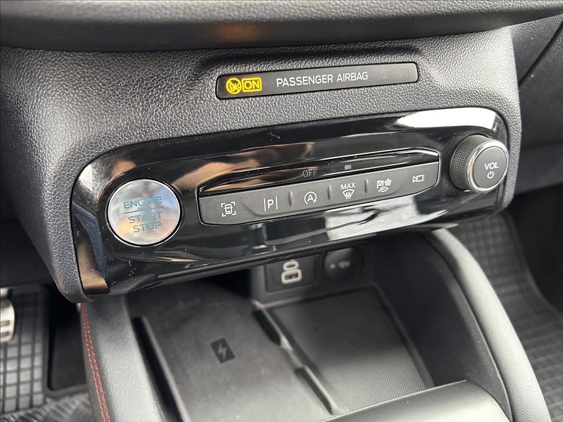 Ford Kuga 1,5 EcoBoost 111kW ST-Line X - fotka 38 z 40